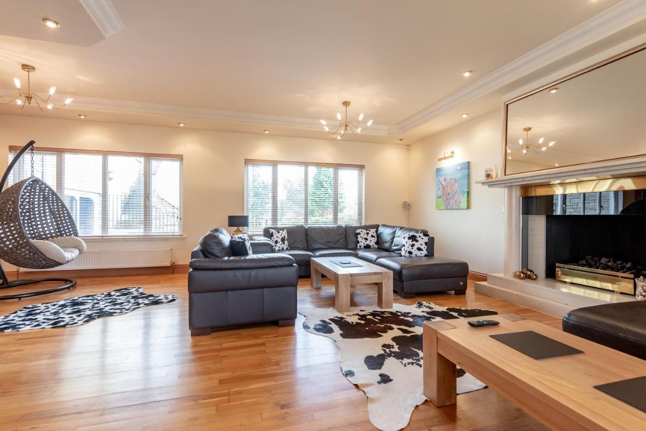 Villa Luxury 6-Bed House With Pool Glenrothes Exterior foto