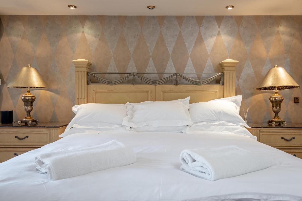 Villa Luxury 6-Bed House With Pool Glenrothes Exterior foto