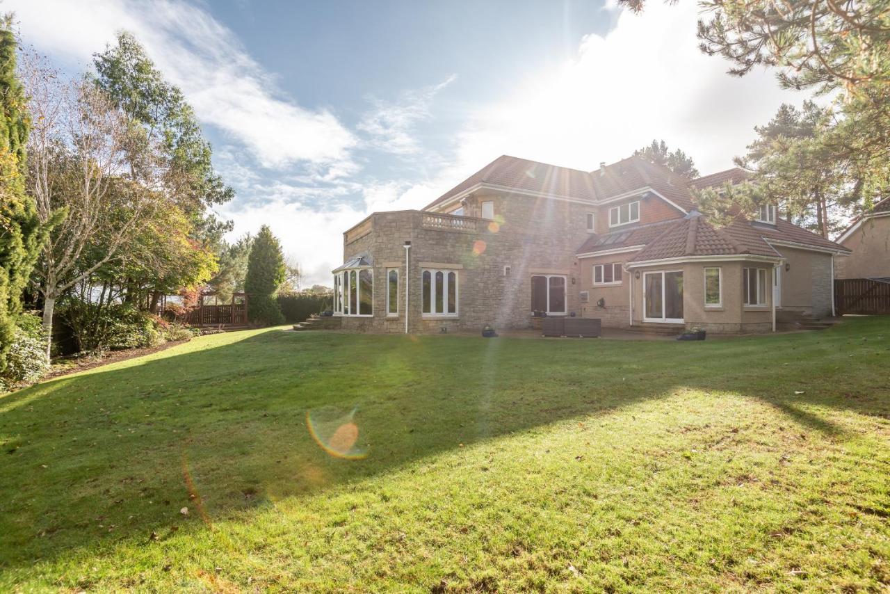 Villa Luxury 6-Bed House With Pool Glenrothes Exterior foto